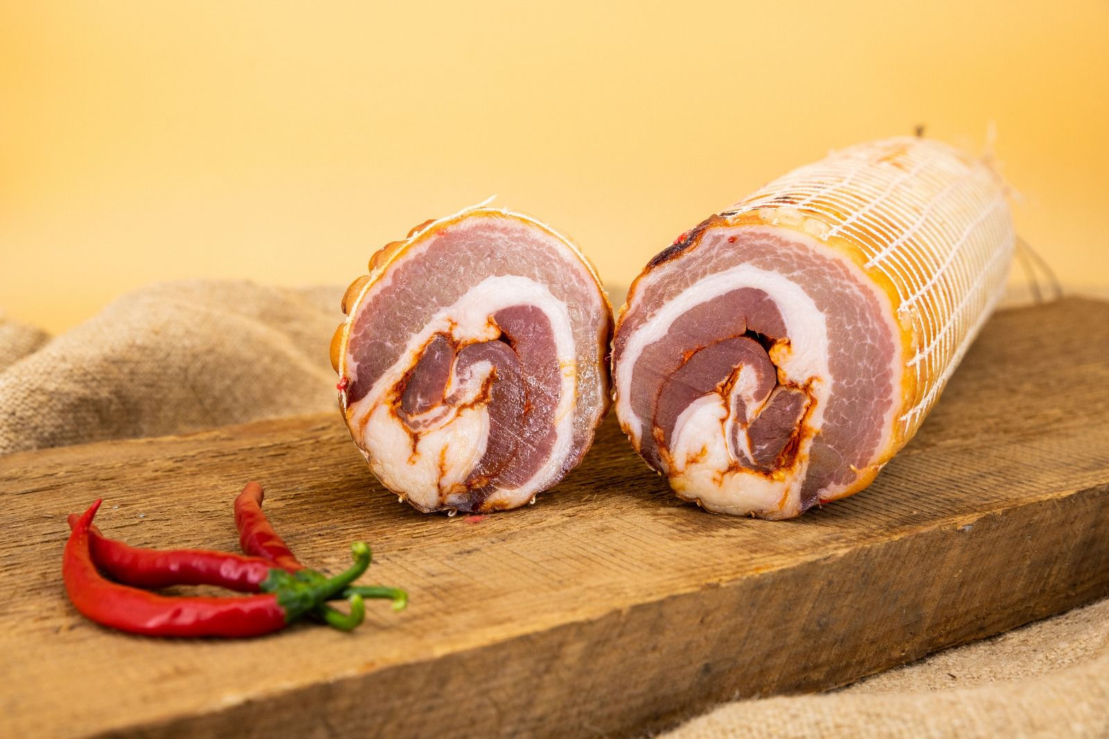 Pancetta Arrotolata Piccante 1kg Estock1 Food