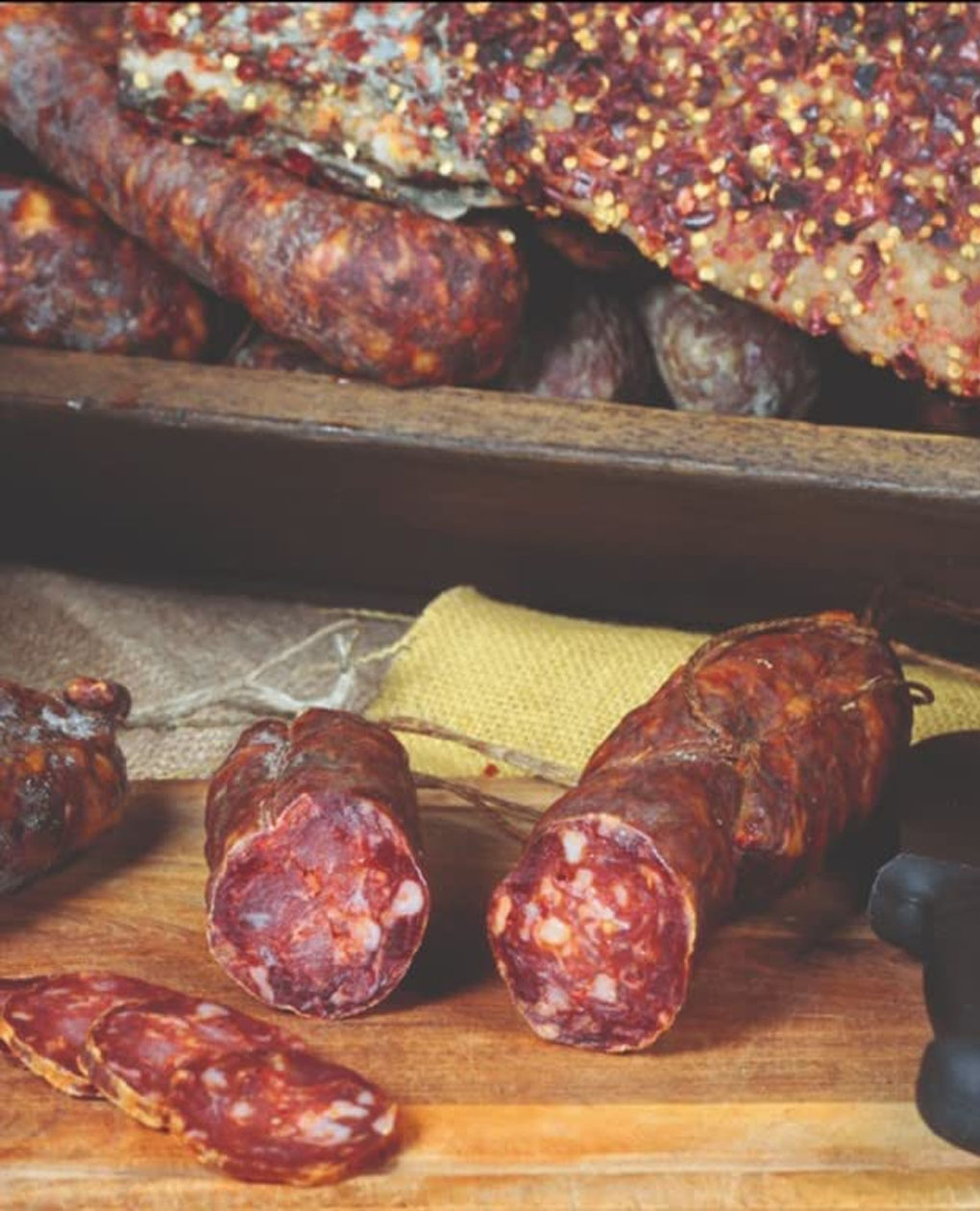 Soppressata Calabrese artigianale Piccante Estock1 Food